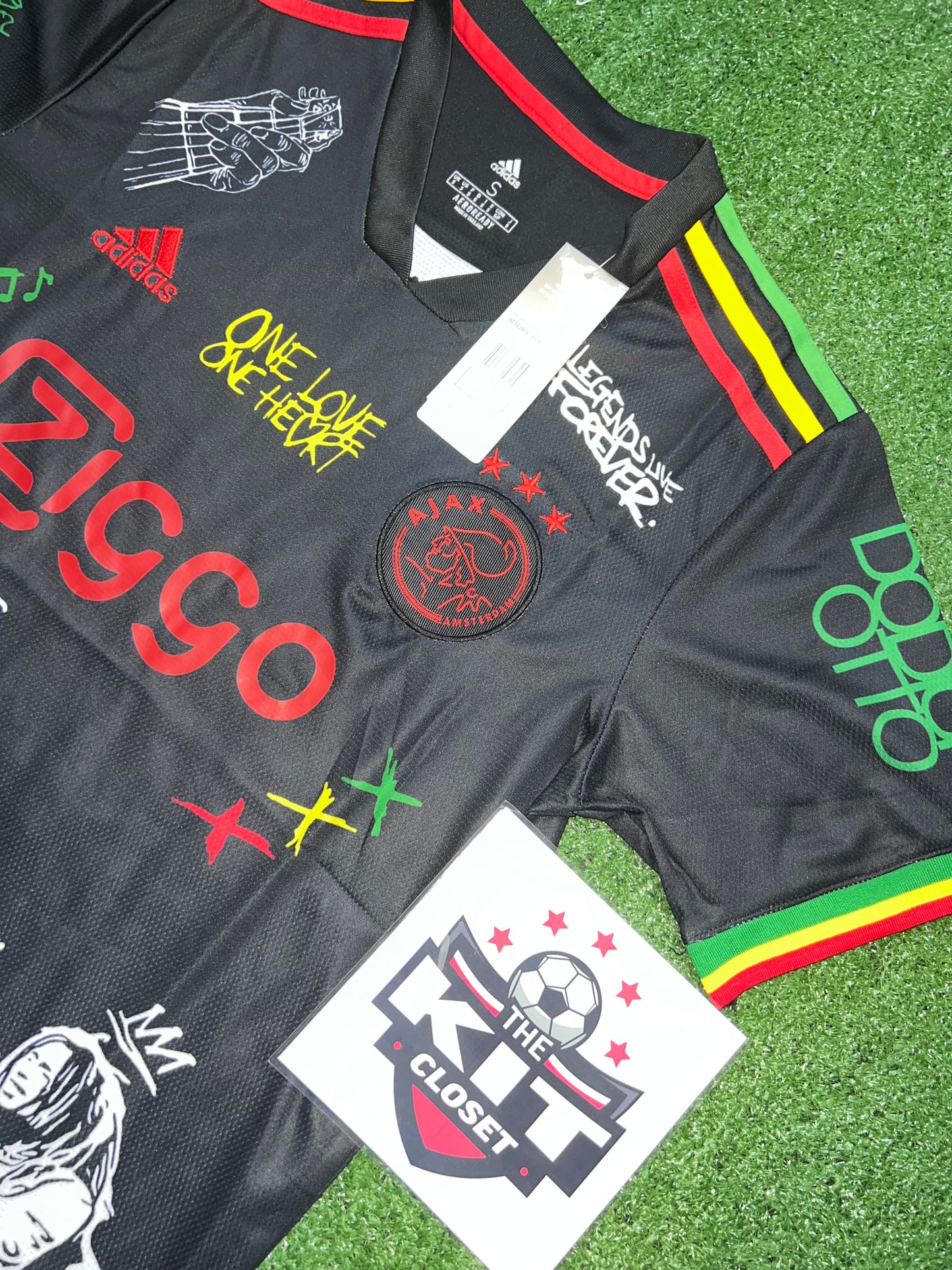 Ajax Bob Marley 21/22 kit
